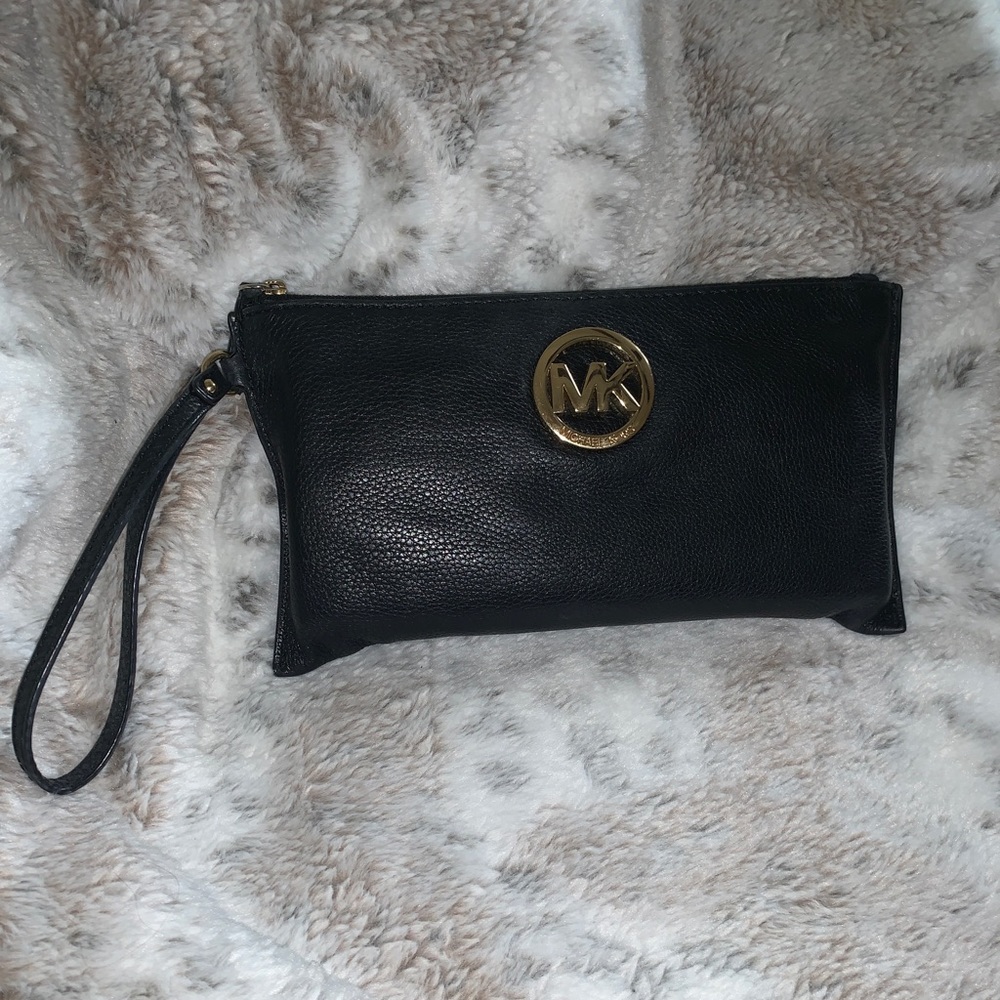 Michael Kors Fulton Clutch, Wristlet Pebbled, Leather Zipper, Gold Logo, Black - Picture 6 of 6